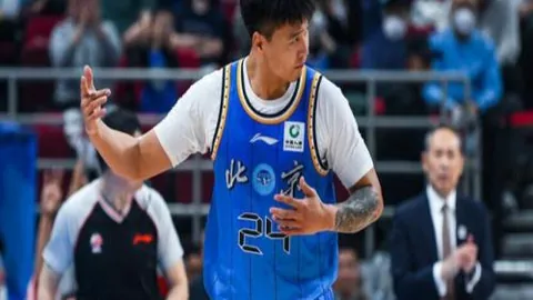 巴西险胜哥伦比亚，阿利森受伤，维尼修斯建功，世预赛积分跃升至第二位